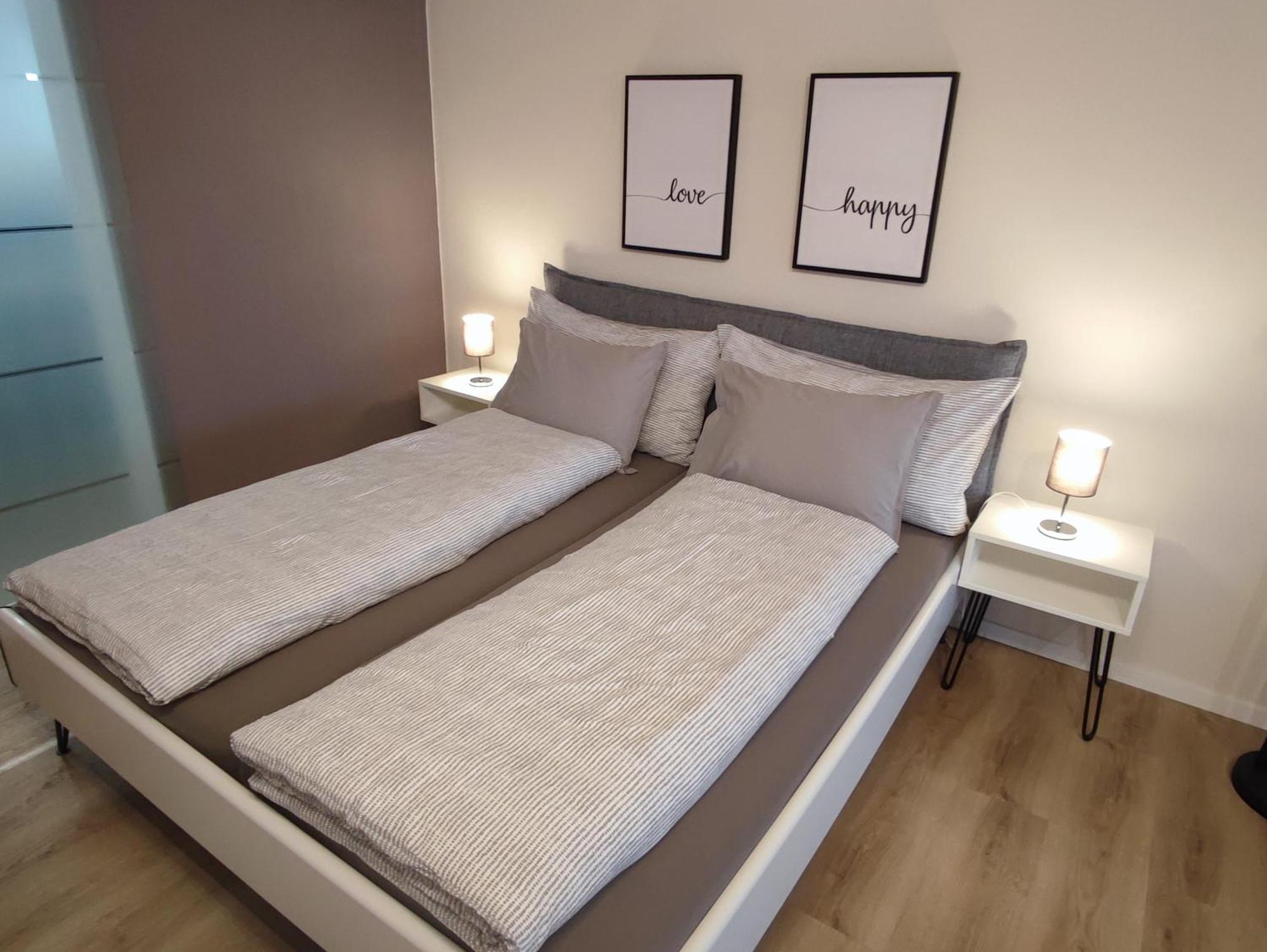 Kleine Auszeit - 2-Zimmer Ferienwohnung ชปีตส์ ภายนอก รูปภาพ