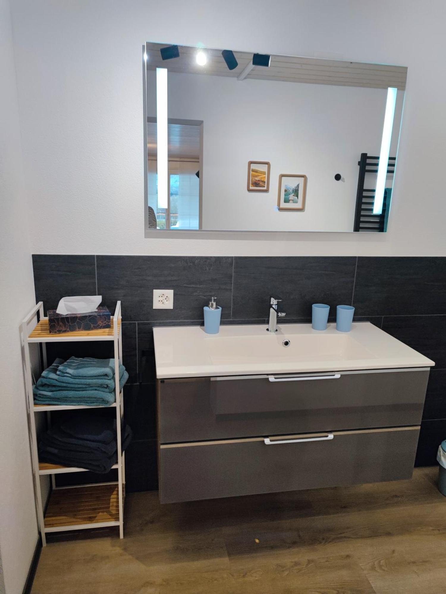 Kleine Auszeit - 2-Zimmer Ferienwohnung ชปีตส์ ภายนอก รูปภาพ